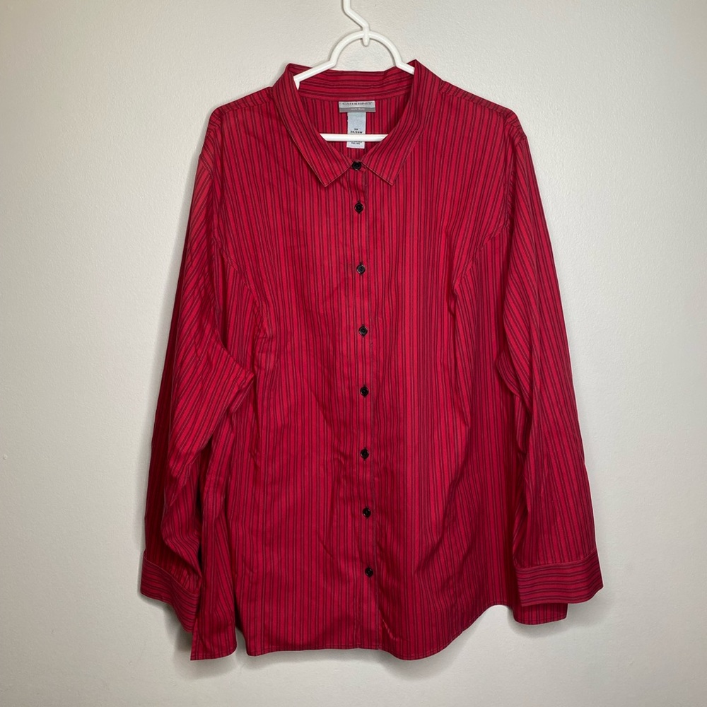 Catherine’s women’s fitted heritage non-iron shirt size 3X (26/28W) full buttons